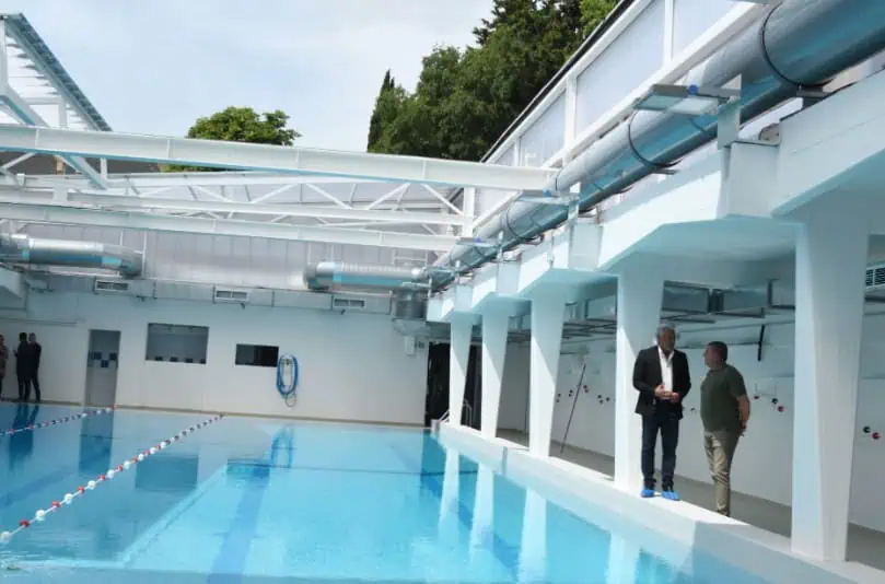 la piscine rénovée Fenouillet rouvre ses portes