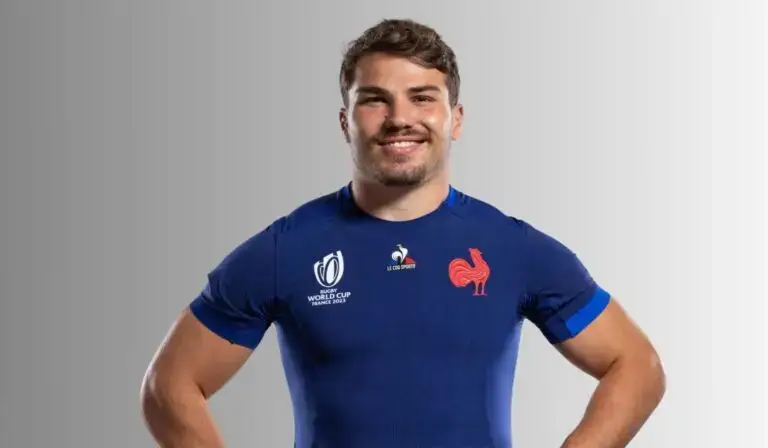 Consécration historique pour Antoine Dupont élu sacré meilleur joueur de  rugby à 7 !